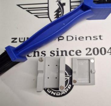 Preview: Zündappdienst Leuchs Kettenöler – Sauber. Präzise. Genial. Inklusiv Reinigungsbürste